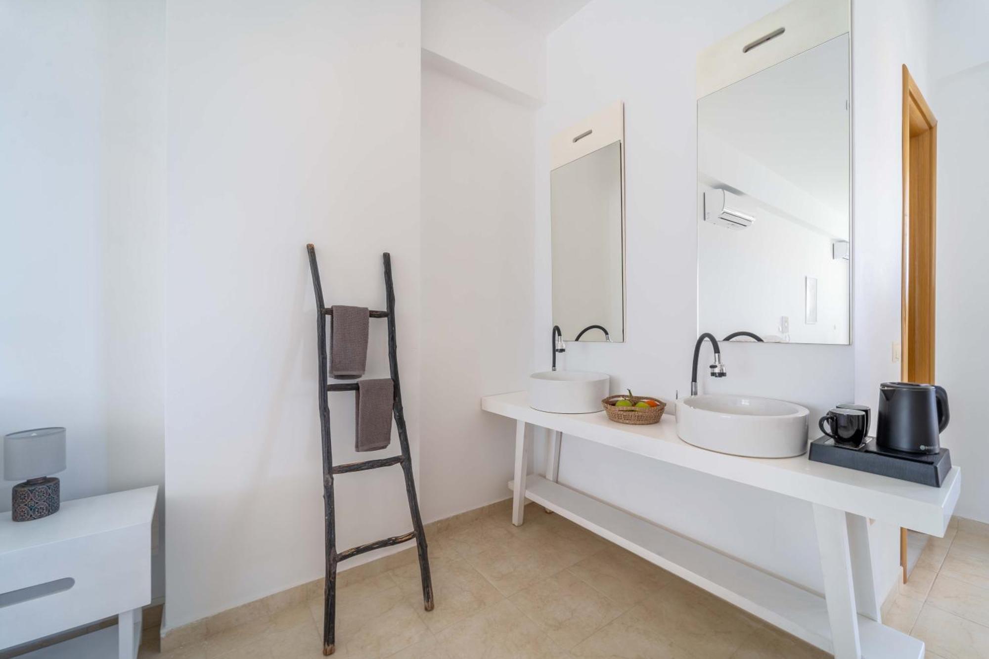 Alpha Urban Suites Rhodes City 외부 사진